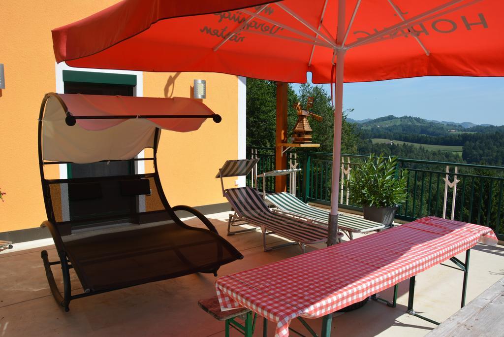 Gaestehaus Schmid Sankt Johann im Saggautal Extérieur photo