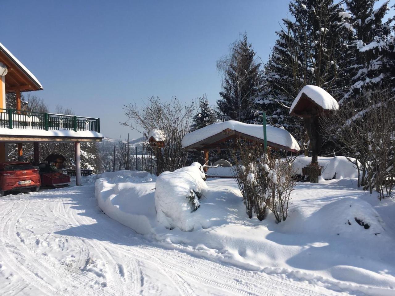 Appartement Gaestehaus Schmid à Sankt Johann im Saggautal Extérieur photo